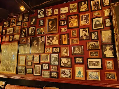 Castro's Lounge