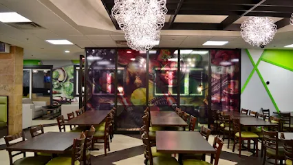 Laymoon Restaurant & Cafe (Yonge St.)