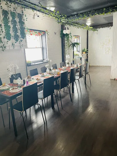 MCUIRE - Inspired by Nigeria and Ghana (Creative Fusion Concept Restaurant)