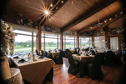 Rockway Vineyards Restaurant: Windows on Rockway