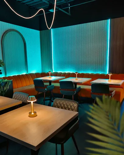 Eleven Cafe & Lounge