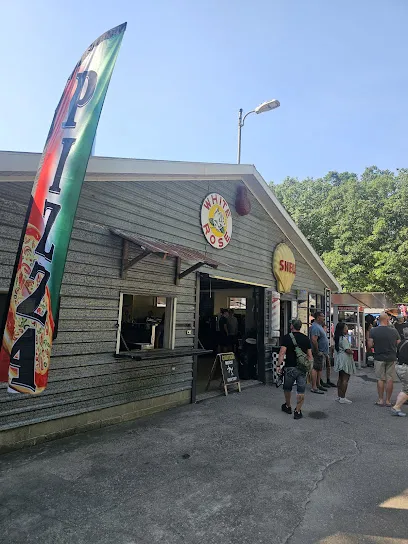 Pinery Market