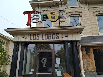 Los Lobos