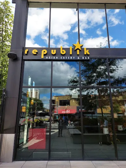 Republik Asian Eatery And Bar - Kitchener
