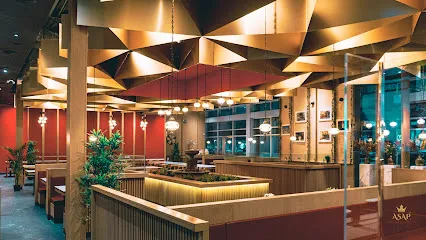 Royal Rooster Shawarma