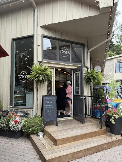 Tony's Sourdough Pizzeria, Elora