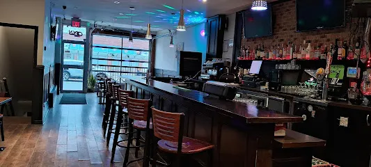 Cafe 512 Bar & Lounge