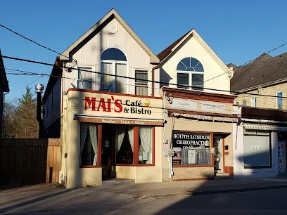 Mai's Café & Bistro