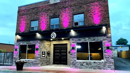 Lounge 33