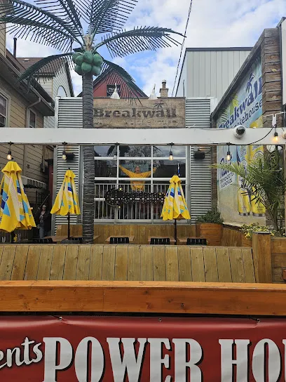 Breakwall BBQ & Smokehouse