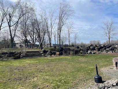 Stanley's Olde Maple Lane Farm