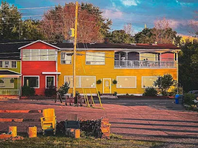 Hotel Wolfe Island