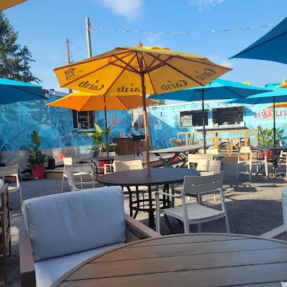 Li Li's Lounge and Patio Bar