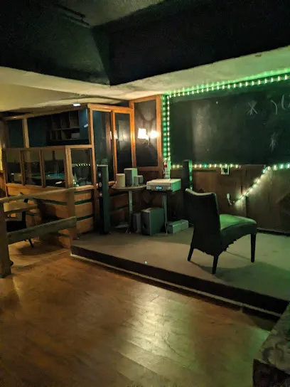 Badmaash Hamilton Gladstone