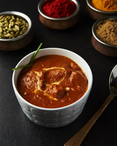 Ambiyan Vaughan inside longos