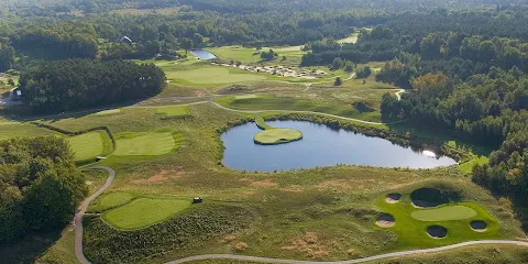 Wooden Sticks Golf Club